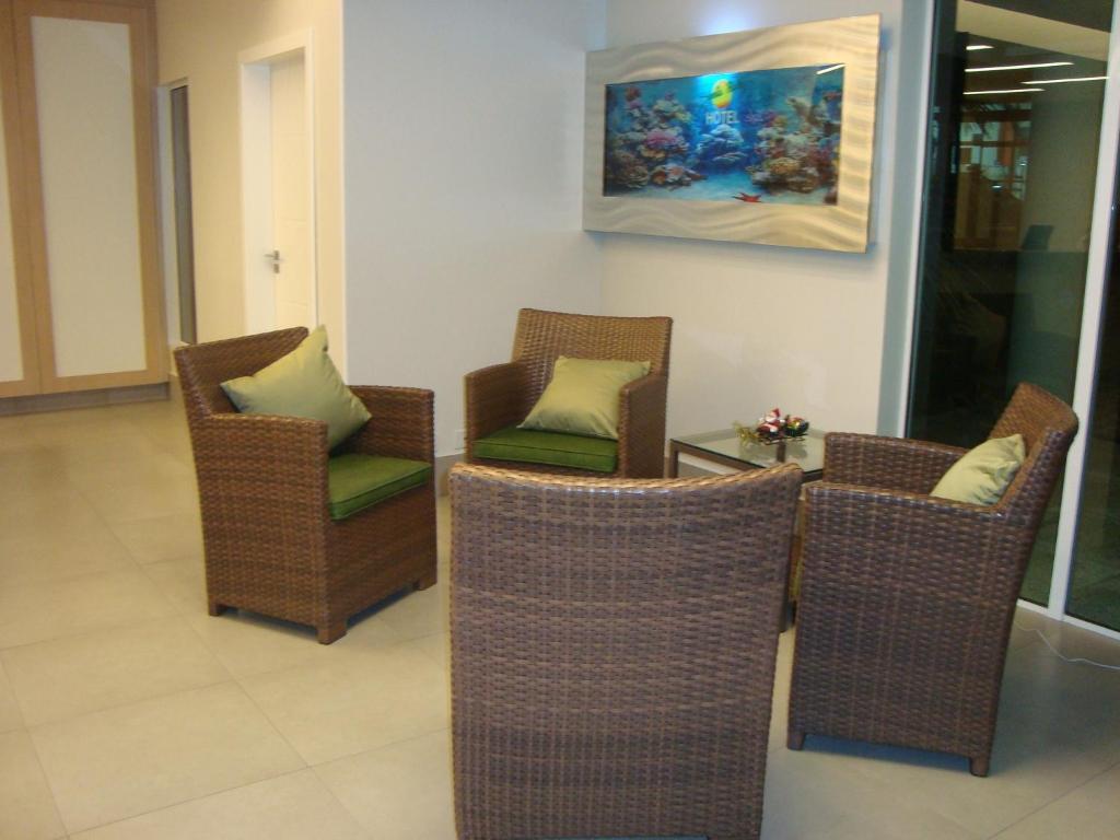 Hotel Santa Paula กัวราตูบา ภายนอก รูปภาพ