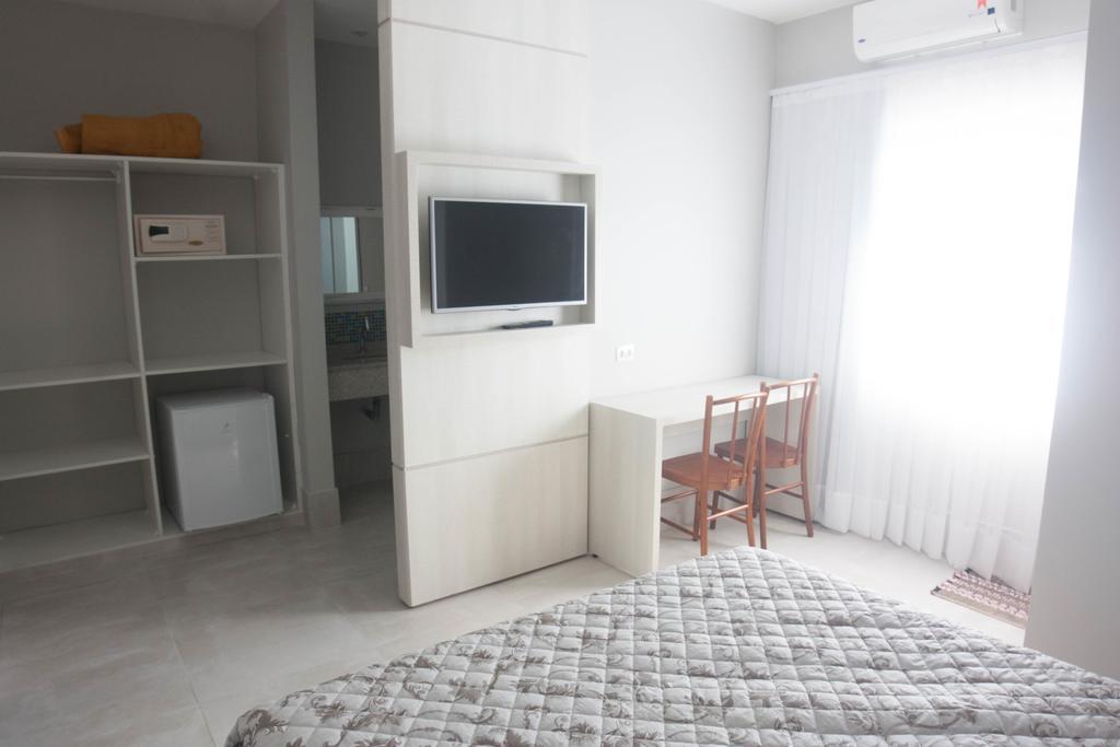 Hotel Santa Paula กัวราตูบา ภายนอก รูปภาพ
