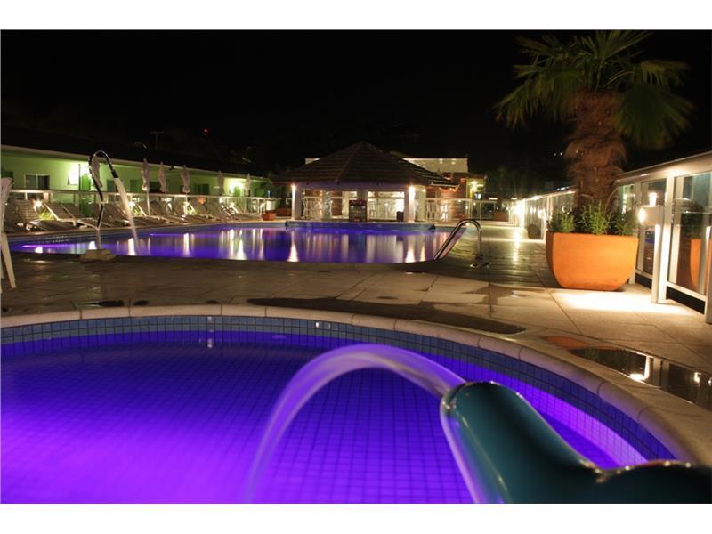 Hotel Santa Paula กัวราตูบา ภายนอก รูปภาพ
